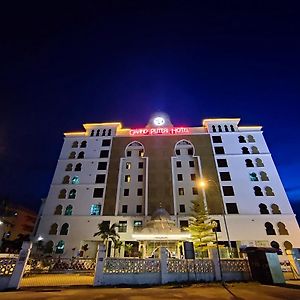 The Grand Puteri Hotel